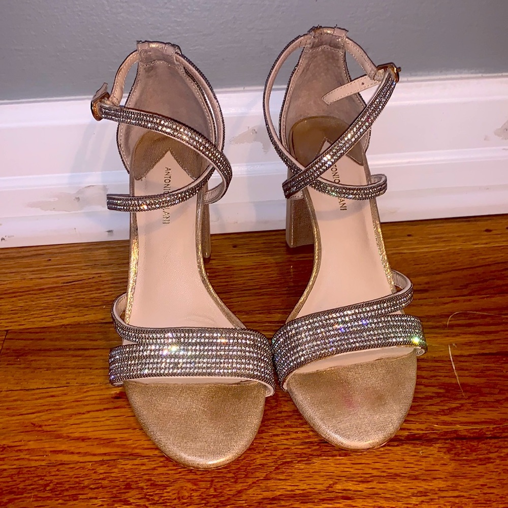 Antonio Melani gold heels